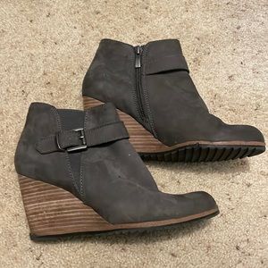 Caslon Addison Wedge Booties